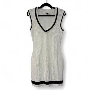 H&M White Cable Knit Sleeveless V-Neck Dress with Black Trim